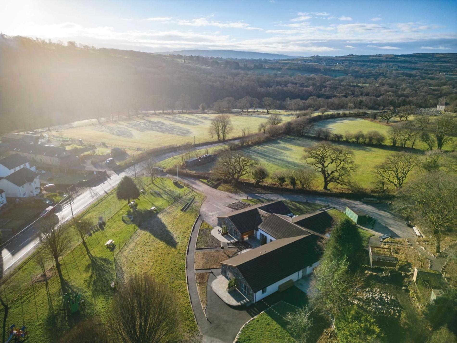 Suite 1 - Sleeping Giant Hotel - Pen Y Cae Inn Brecon Eksteriør bilde