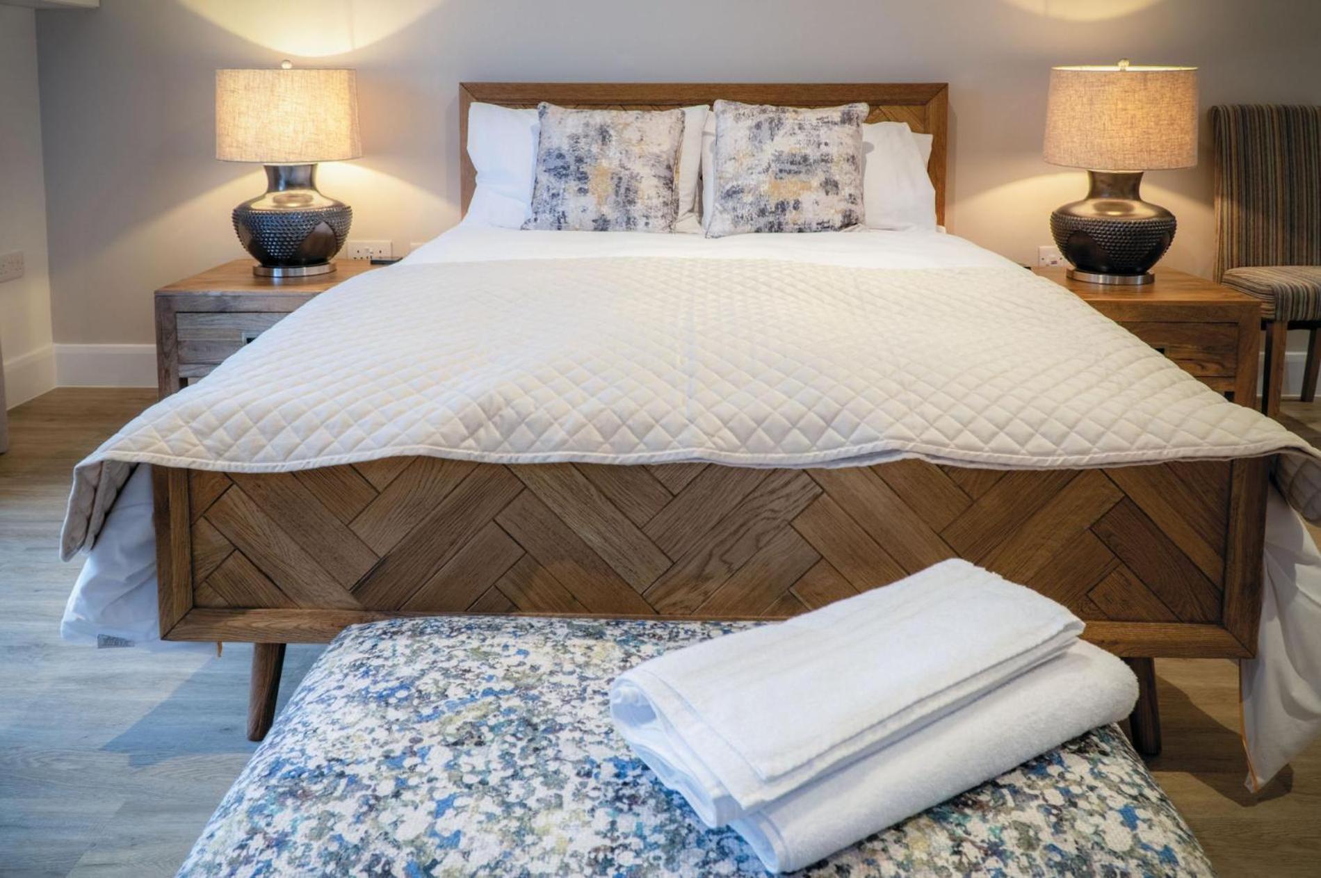 Suite 1 - Sleeping Giant Hotel - Pen Y Cae Inn Brecon Eksteriør bilde