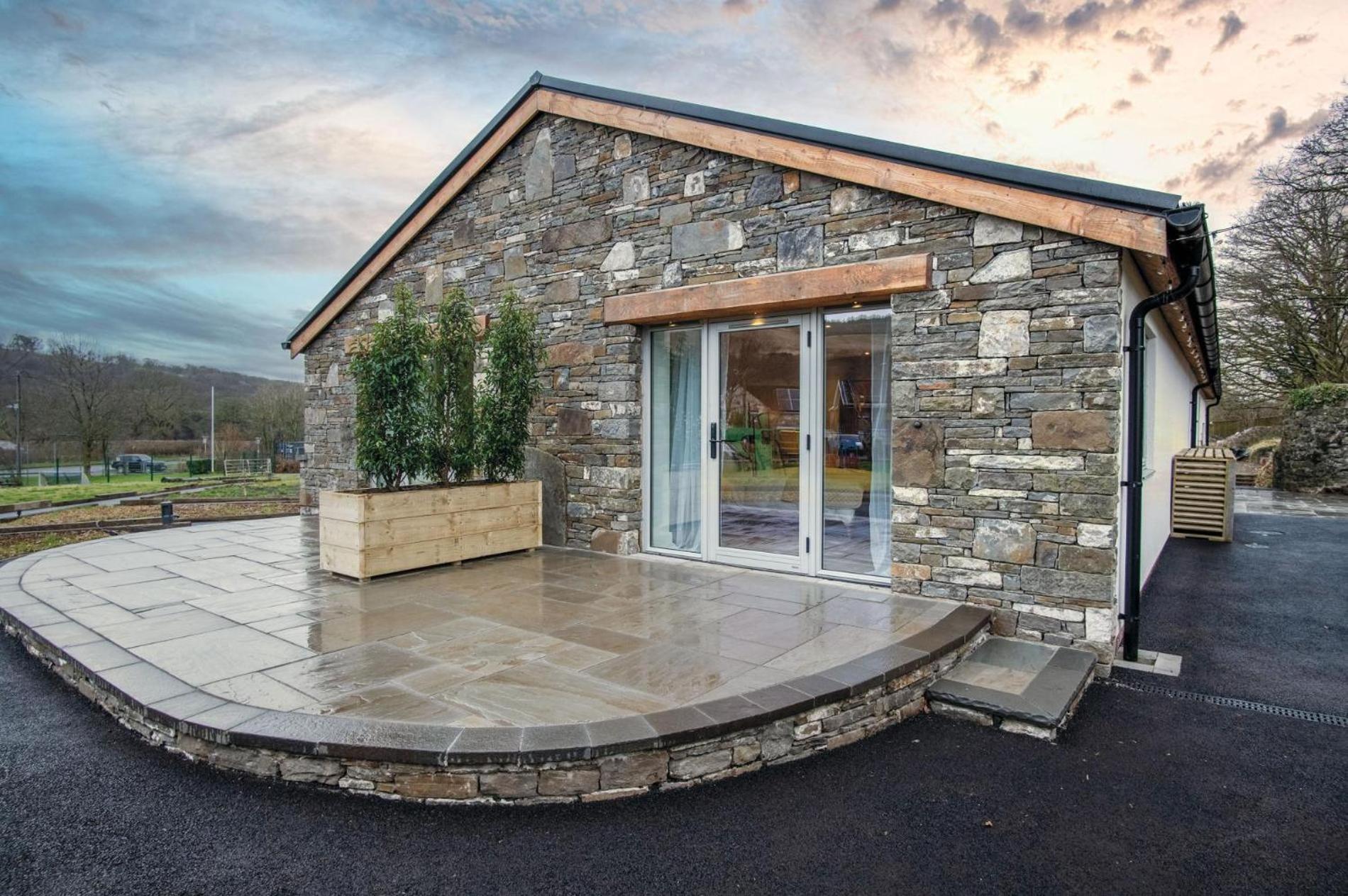 Suite 1 - Sleeping Giant Hotel - Pen Y Cae Inn Brecon Eksteriør bilde